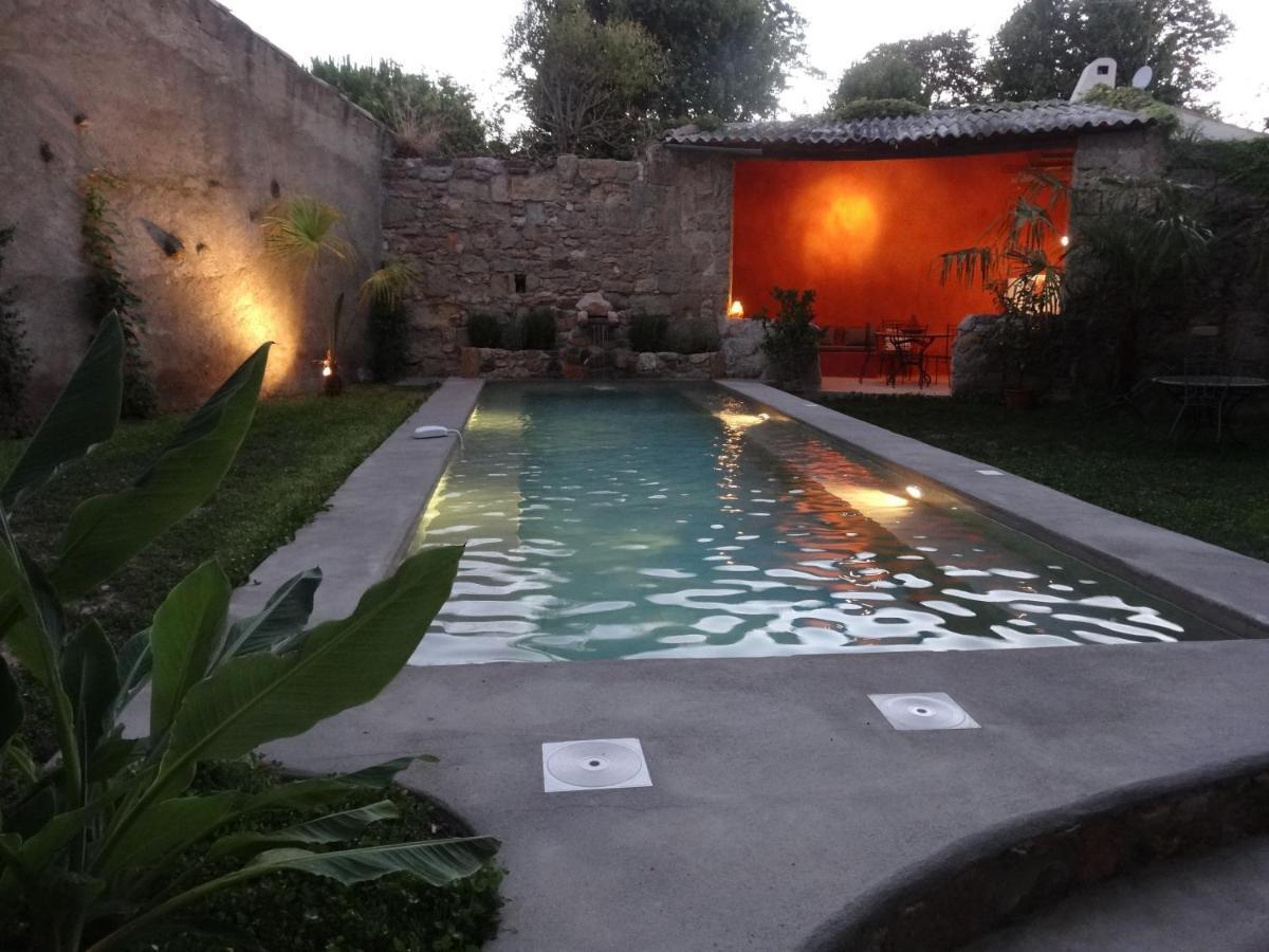 Les Remparts Bed & Breakfast Capestang Eksteriør bilde