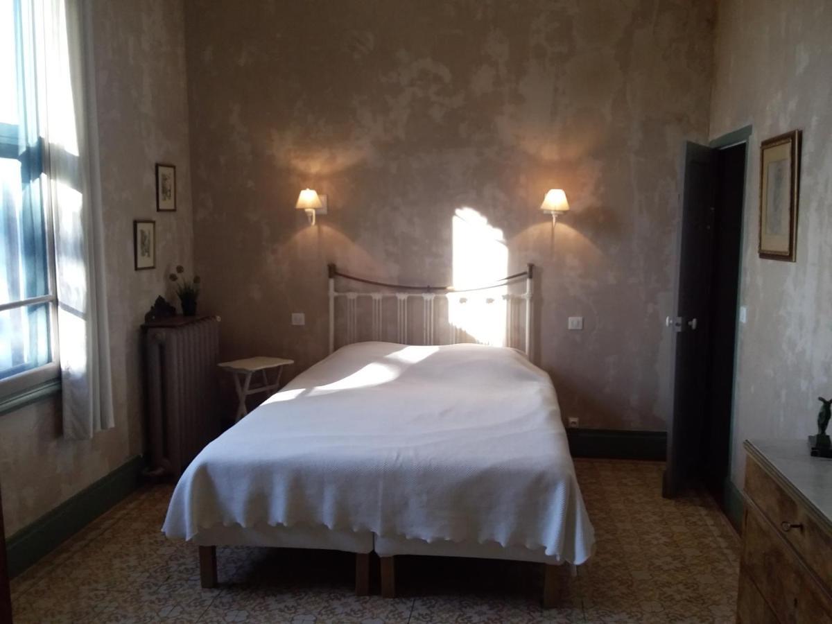 Les Remparts Bed & Breakfast Capestang Eksteriør bilde