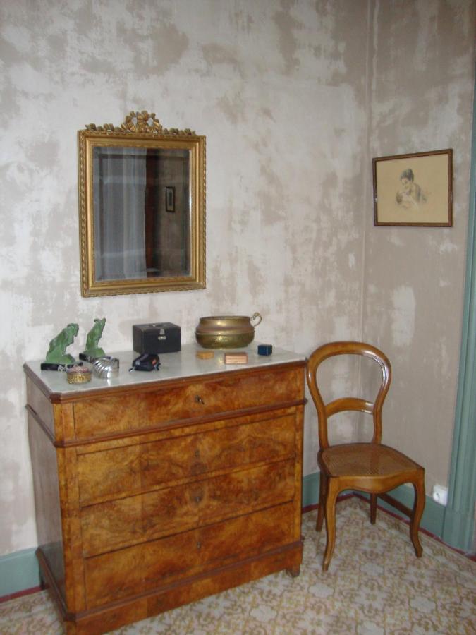 Les Remparts Bed & Breakfast Capestang Eksteriør bilde