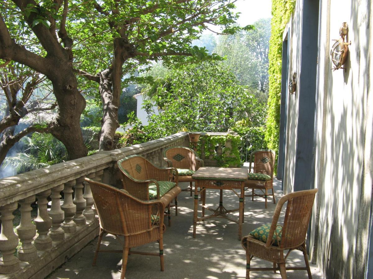 Les Remparts Bed & Breakfast Capestang Eksteriør bilde