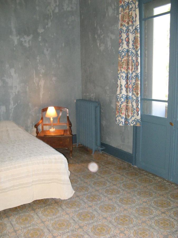 Les Remparts Bed & Breakfast Capestang Eksteriør bilde
